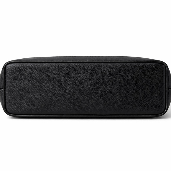 Anne Klein Black Pebbled Leather Tote Gold Lion Medallion - Picture 3 of 5